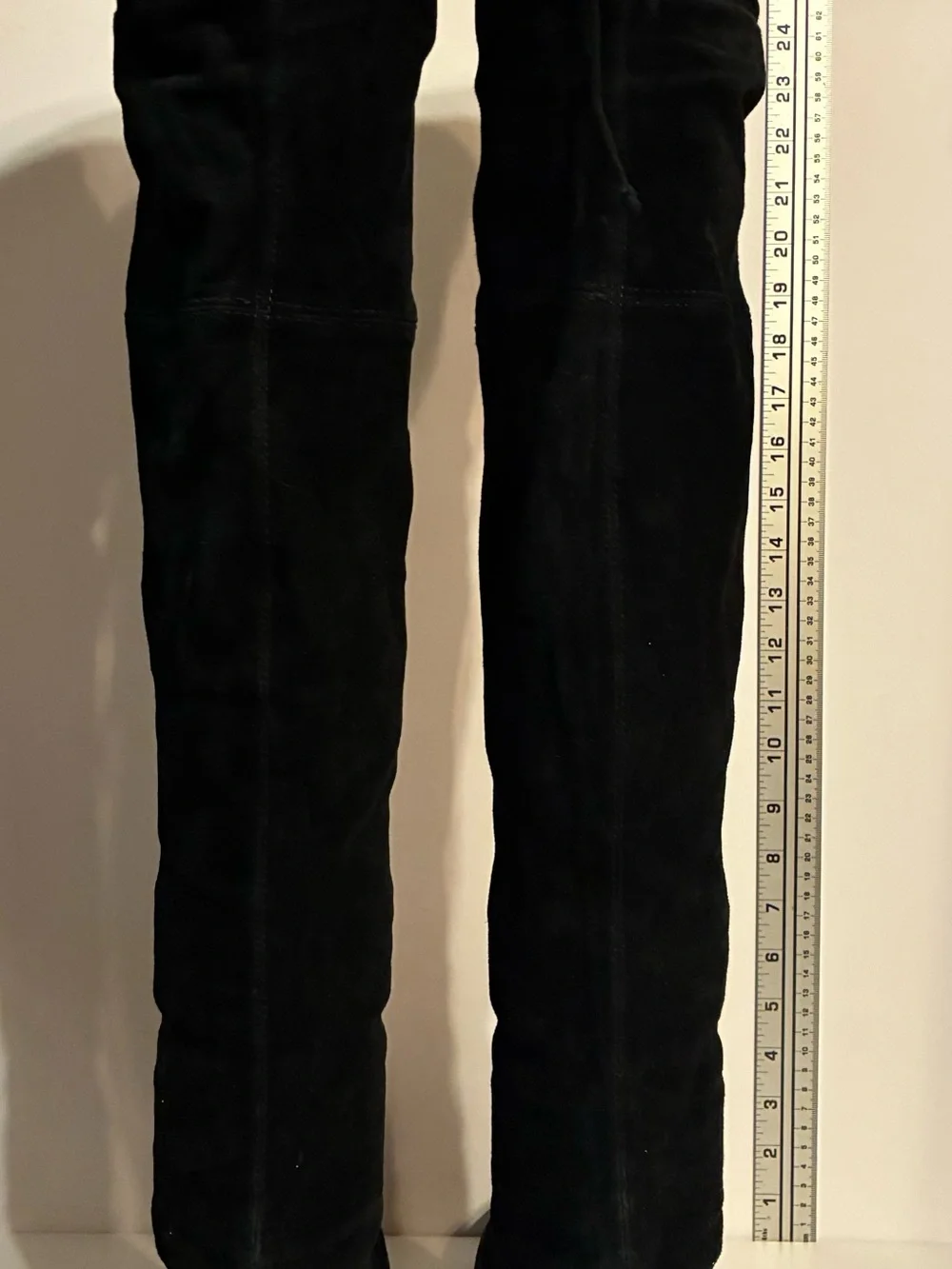 Stuart Weitzman Lowland Black Over-the-Knee Suede Boots Sz. 10B